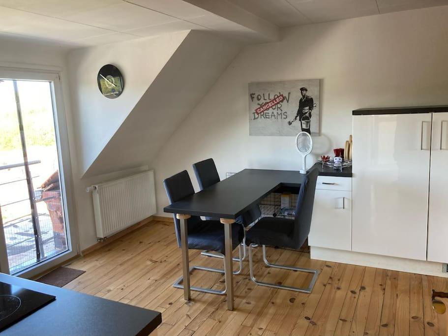 Sonnige Etagen-Wohnung, Alleinige Nutzung, Wasserbett Neunkirchen  Exteriér fotografie